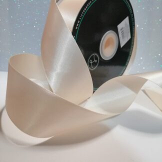 Liston Satín 1 cara Beige ancho no. 9 (39mm) x 45m de largo