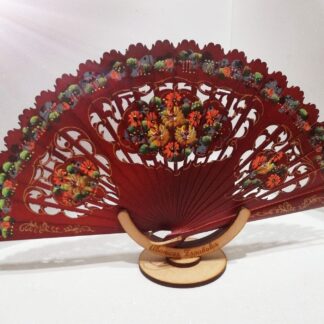 Abanico de Madera Pintado a Mano Chedron